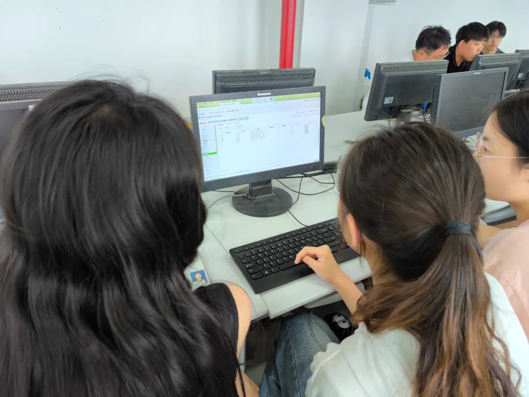 廊坊燕京职业技术学院财经系成功举办电子商务学生技能大赛